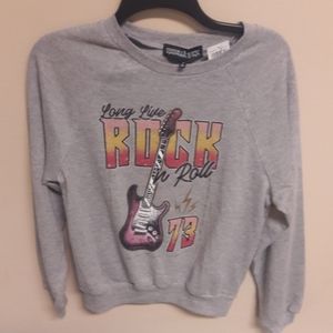 Junior's Rebellious One sweatshirt